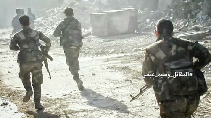 (Photos de Média de guerre de l'armée syrienne)