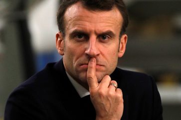 macron3