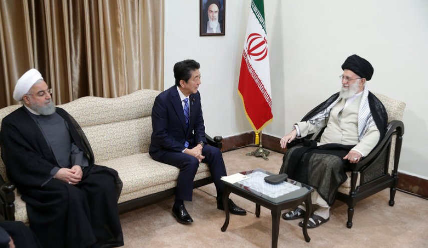 khamenei_abe