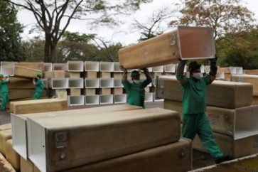 Le Covid-19 a tué plus de 300.000 personnes dans le monde.