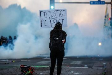 des-journalistes-vises-lors-des-manifestations-aux-etats-unis