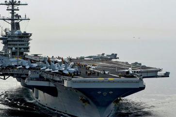 Le porte-avions nucléaire USS Theodore Roosevelt