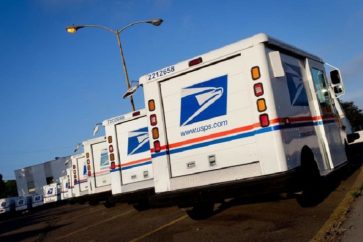 Le président américain "veut décourager les gens de voter par courrier parce qu'il pense que cela lui sera défavorable.