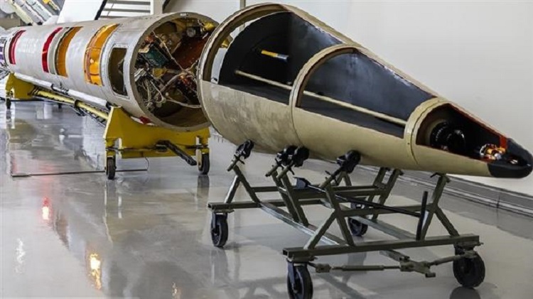 Missile iranien Shahab-3 décomposé pour les besoins d'une exposition. ©Tasnimnews