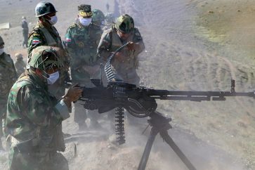 L’exercice militaire de l'armée de terre iranienne, le 25 octobre 2020, dans le nord-ouest du pays. ©Mizan