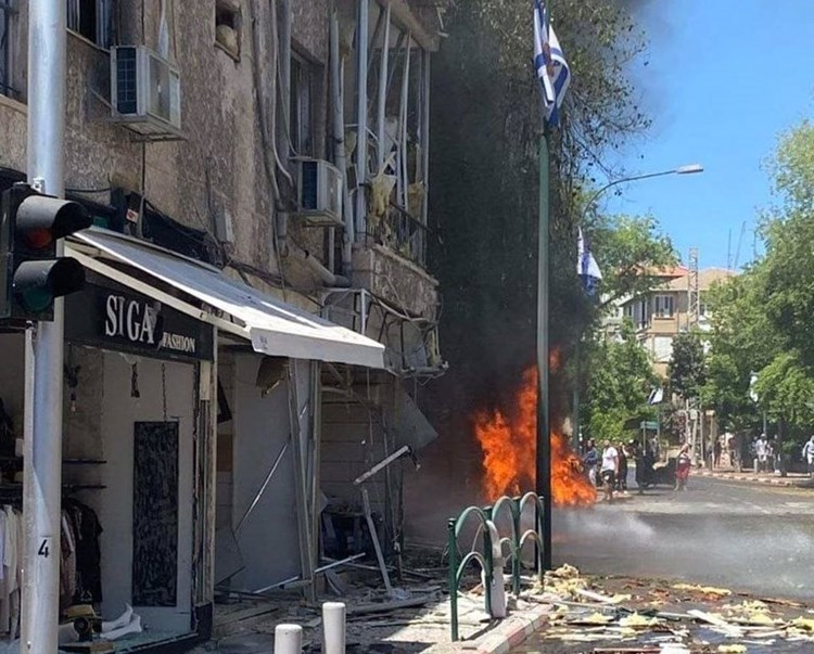 tel_aviv_bombarde-jpeg2