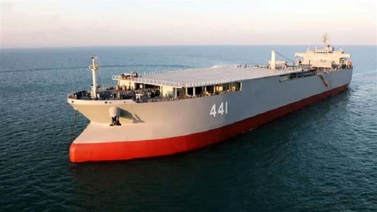 Le navire iranien Makran