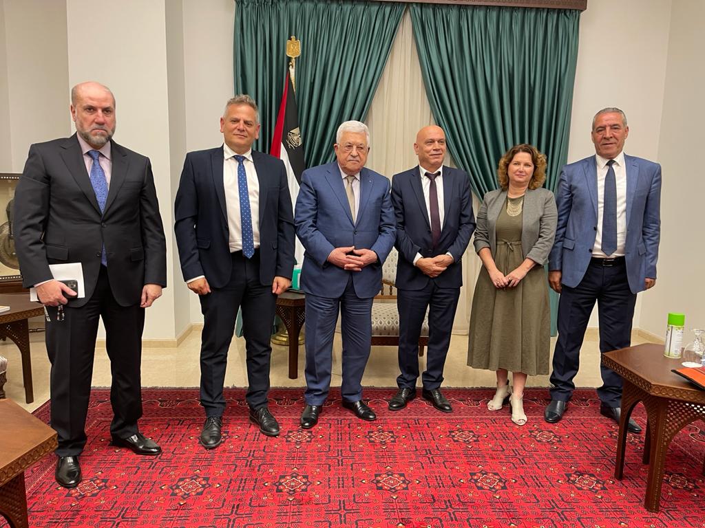 Abbas a reçu des membres du parti israélien Meretz