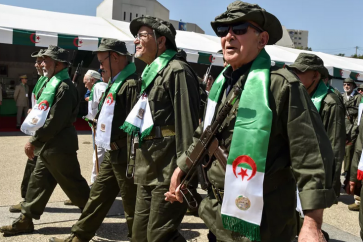 Des vétérans de l'armée nationale de la libration (Moudhahidine), lors de la marche de l'indépendance, le 5 juillet 2017.