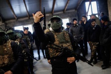 Il semble qu'il y a des désaccords entre Washington et Varsovie qui ne veut ni impliquer ses avions militaires ni ses aéroports dans les combats en Ukraine