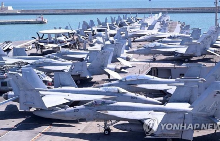 Porte-avions Ronald Reagan