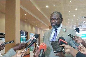 Un incident similaire s'était produit avec l'Ougandaise Winnie Byanyima, directrice du Programme commun de l’ONUSIDA, lors d'un déplacement à Genève en juillet