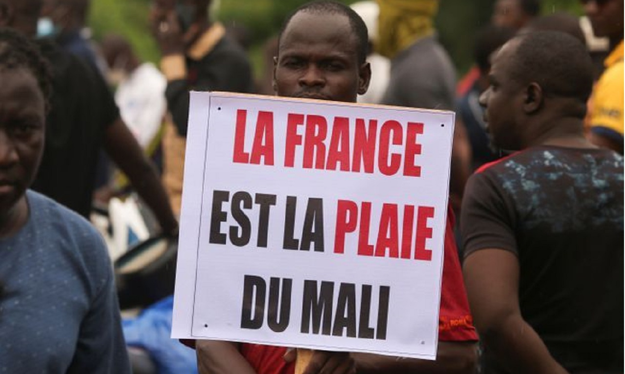 "Ces ONG sont reliées directement au Quai d’Orsay"