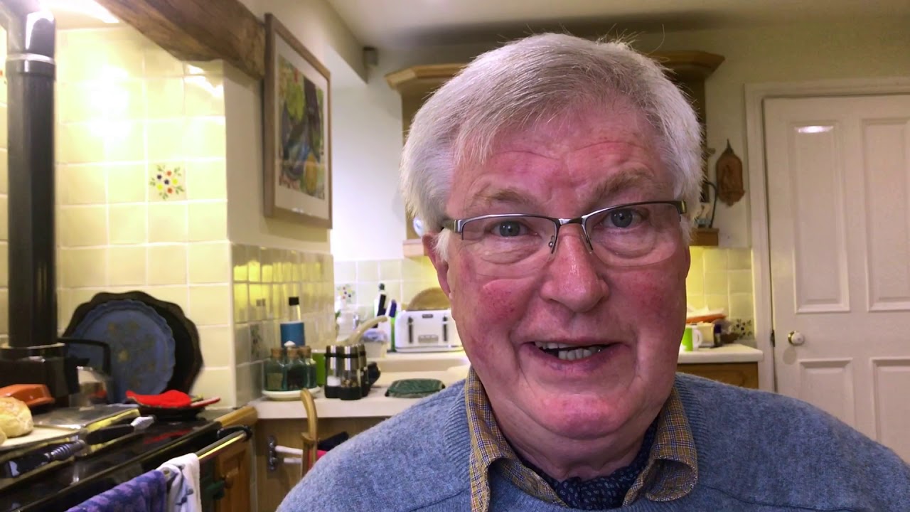 Ces plans ont été élaborés par un vétéran de l’armée nommé Hugh Ward, à la demande de Chris Donnelly, un agent des services de renseignement britanniques connu pour avoir mis sur pied le programme secret de guerre de l’information