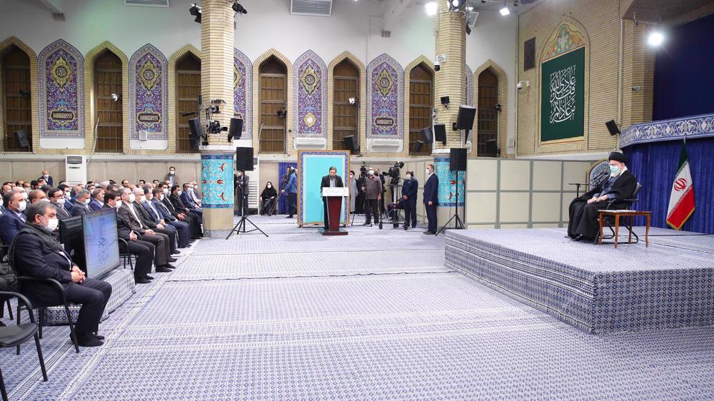 L'Ayatollah Sayed Ali Khamenei lors d'une rencontre avec des chefs d'entrprises, le 30 janvier 2023.