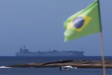 Les navires de guerre Makran et Dena de la marine iranienne, qui forment la 86e flottille de navires de guerre de la RII ont accosté à Rio de Janeiro, le 26 février 2023.