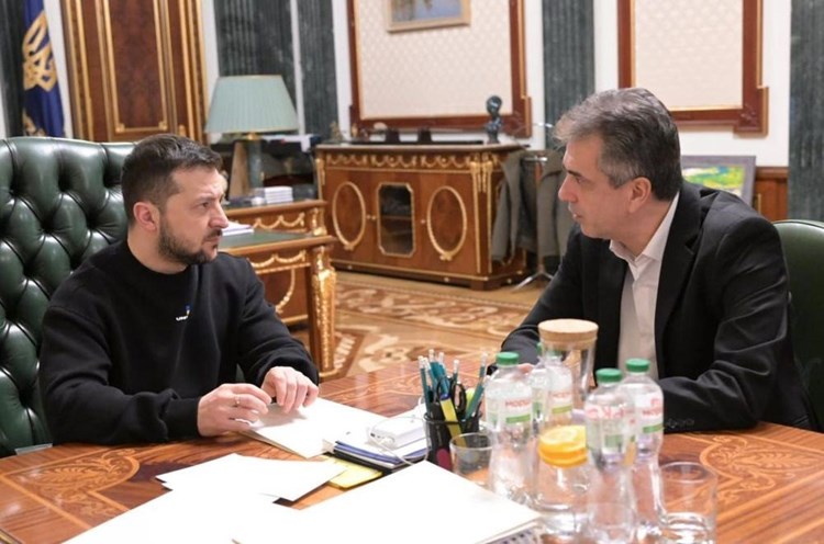 Volodymyr Zelensky et Eli Cohen