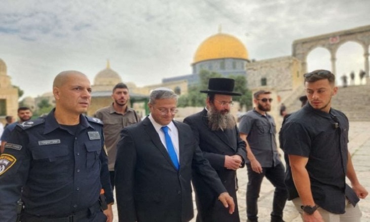 Incursion de Ben Gvir dans les cours de la mosquée d'AlAqsa