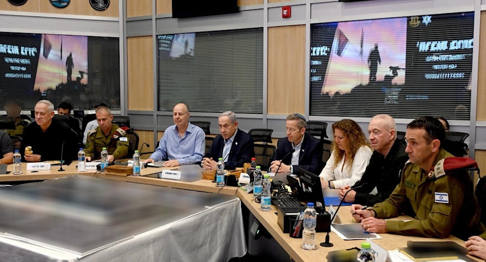 e0d827ce-460a-4b8d-8fcf-e77f2e07fcf2