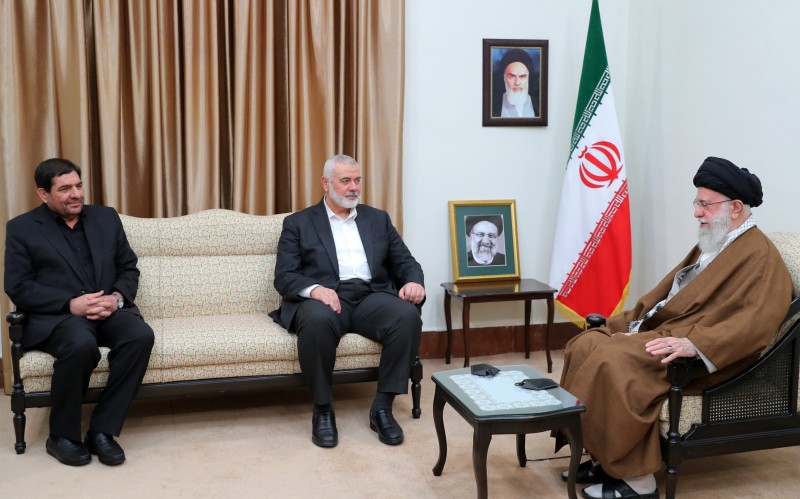 khamenei_haniyeh
