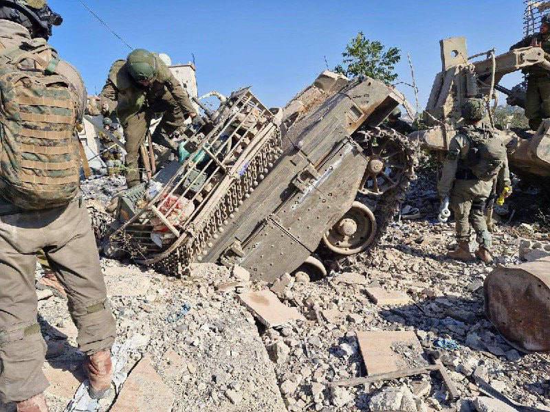 Un char israélien qui se serait renversé au sud du Liban