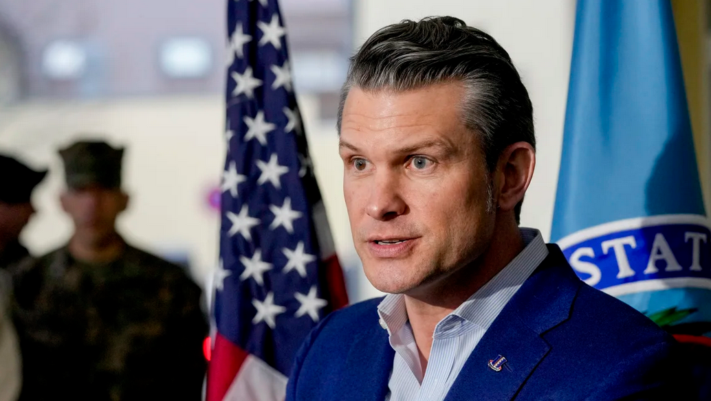 Le chef du Pentagone Pete Hegseth