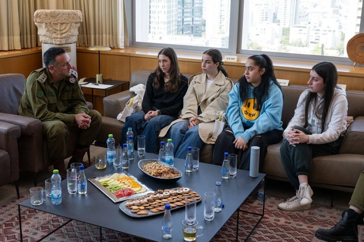 Netanyahu refuse obstinément la formation d'une commission d'enquête sur l'échec du 7 octobre 2023