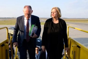 c818b8a2-d34a-4e5c-8203-2b544472d39e