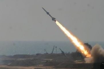 Les forces armées yéménites ciblent un porte-avions américain avec des missiles de croisière et des drones, le 1er avril 2025. (Archives)