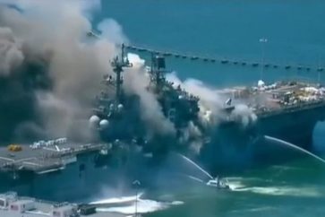 Porte-avions américain USS Harry Truman ciblé par la Résistance yéménite (Illustration)