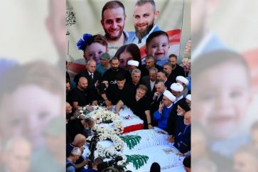 Funérailles des martyrs du massacre israélien à Bint Jbeil, le 23 septembre 2025.