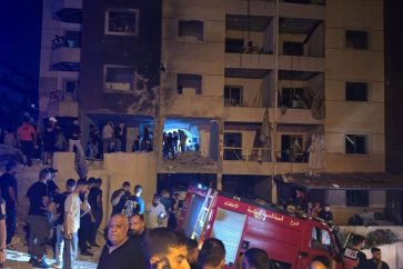 Un bâtiment résidentiel à Nabatieh bombardé par l'aviation israélienne, le 15 septembre 2025.