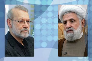 La photo combinée montre le secrétaire du Conseil suprême de la sécurité nationale iranienne, Ali Larijani (à gauche), et le secrétaire général du Hezbollah, cheikh Naïm Qassem.