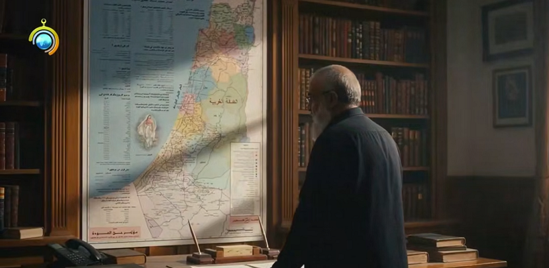 Le maitre des martyrs de l'Oumma Sayed Hassan Nasrallah devant la carte de la Palestine